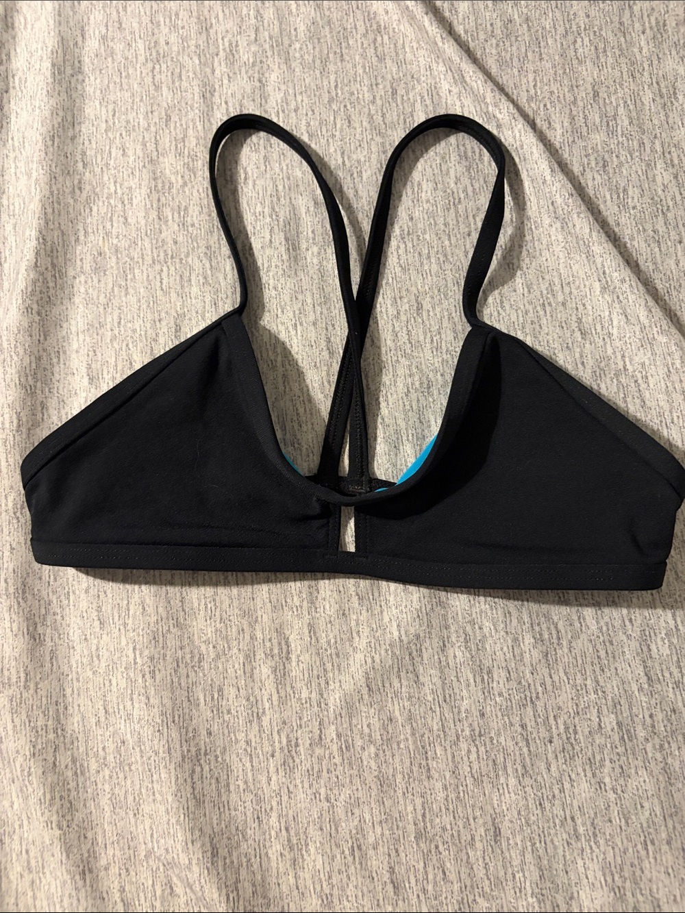 Jolyn bikini top